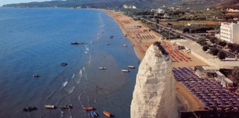 spiaggia castello vieste